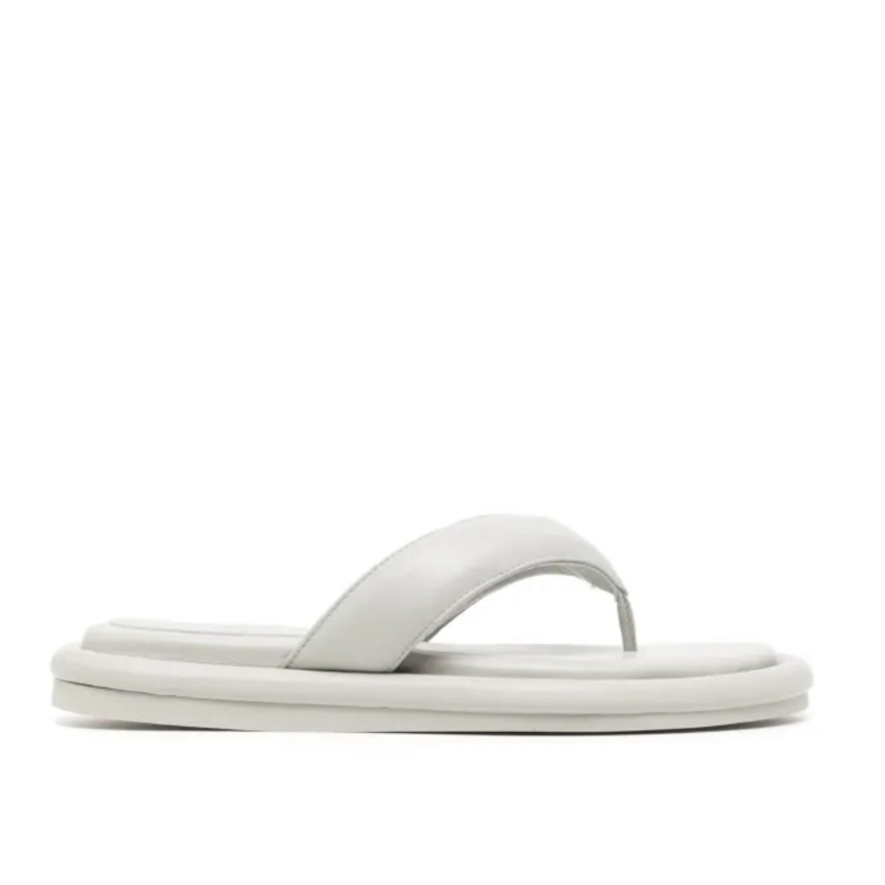 Padded leather flip flops